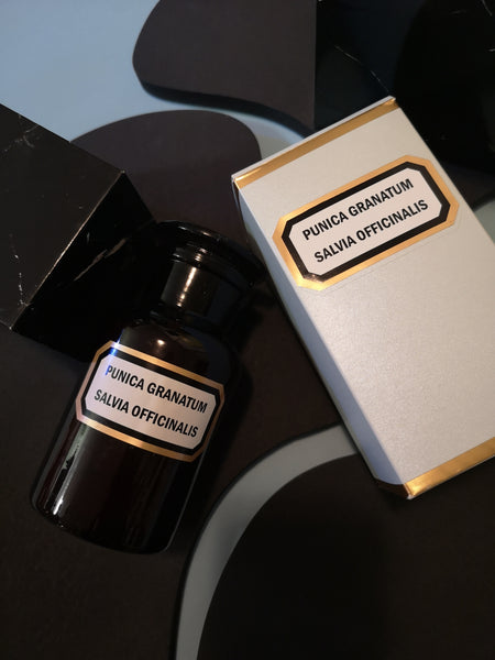 Plain and Simple Small Amber Apothecary Candle - Sage & Pomegranate/Punica Granatum Salvia Officinalis